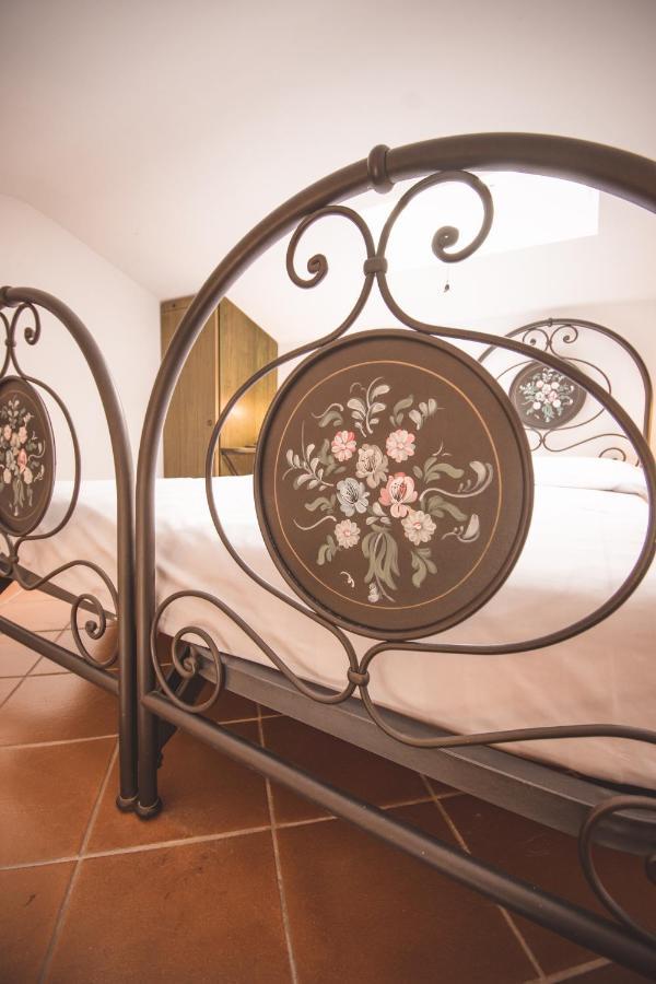 Casa Vacanze Vecchio Granaio マジョーネ エクステリア 写真