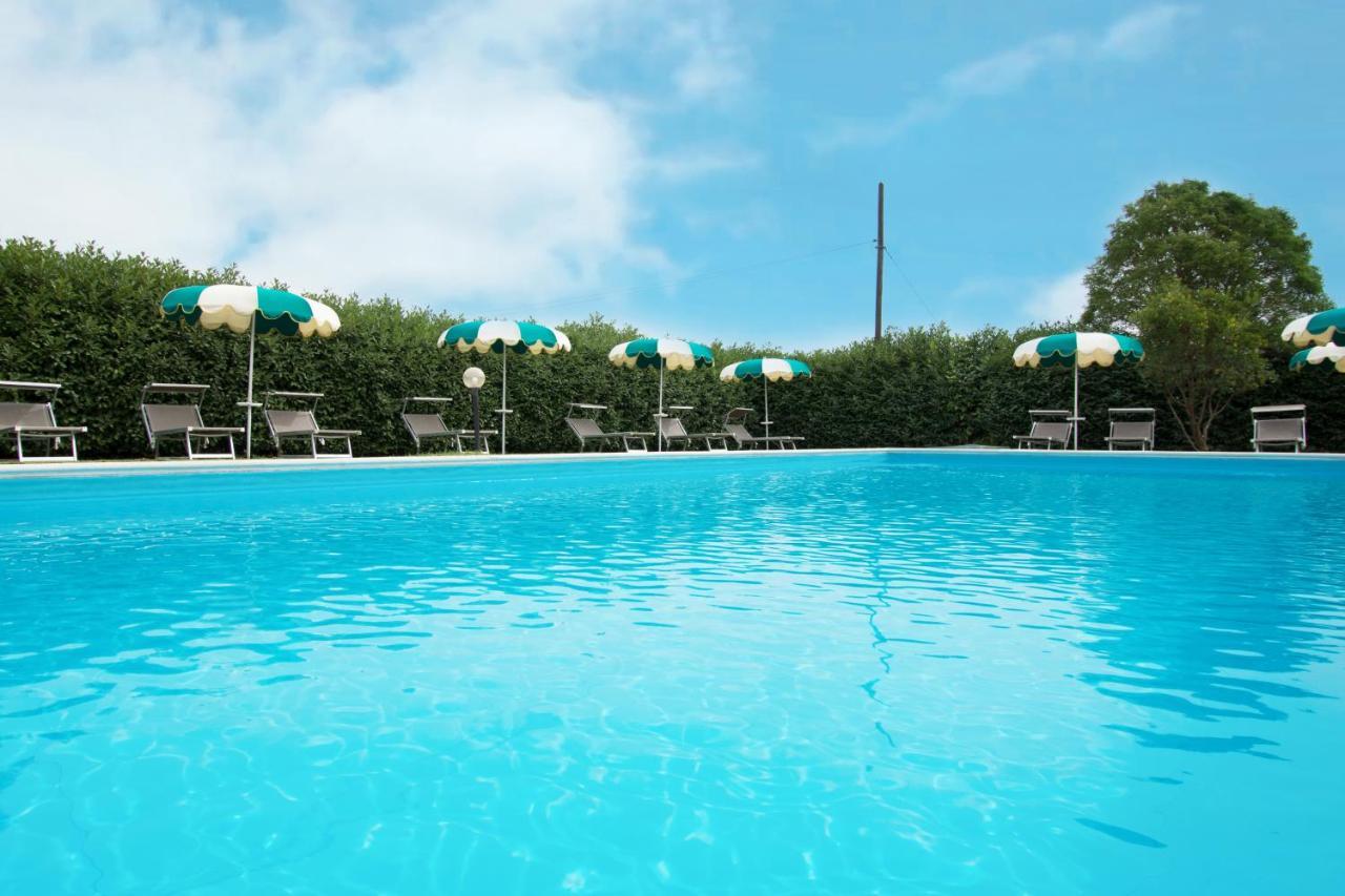 Casa Vacanze Vecchio Granaio マジョーネ エクステリア 写真