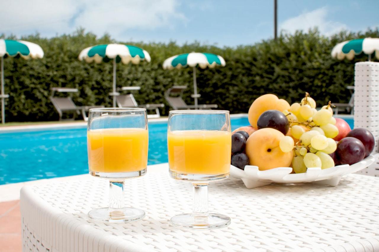 Casa Vacanze Vecchio Granaio マジョーネ エクステリア 写真