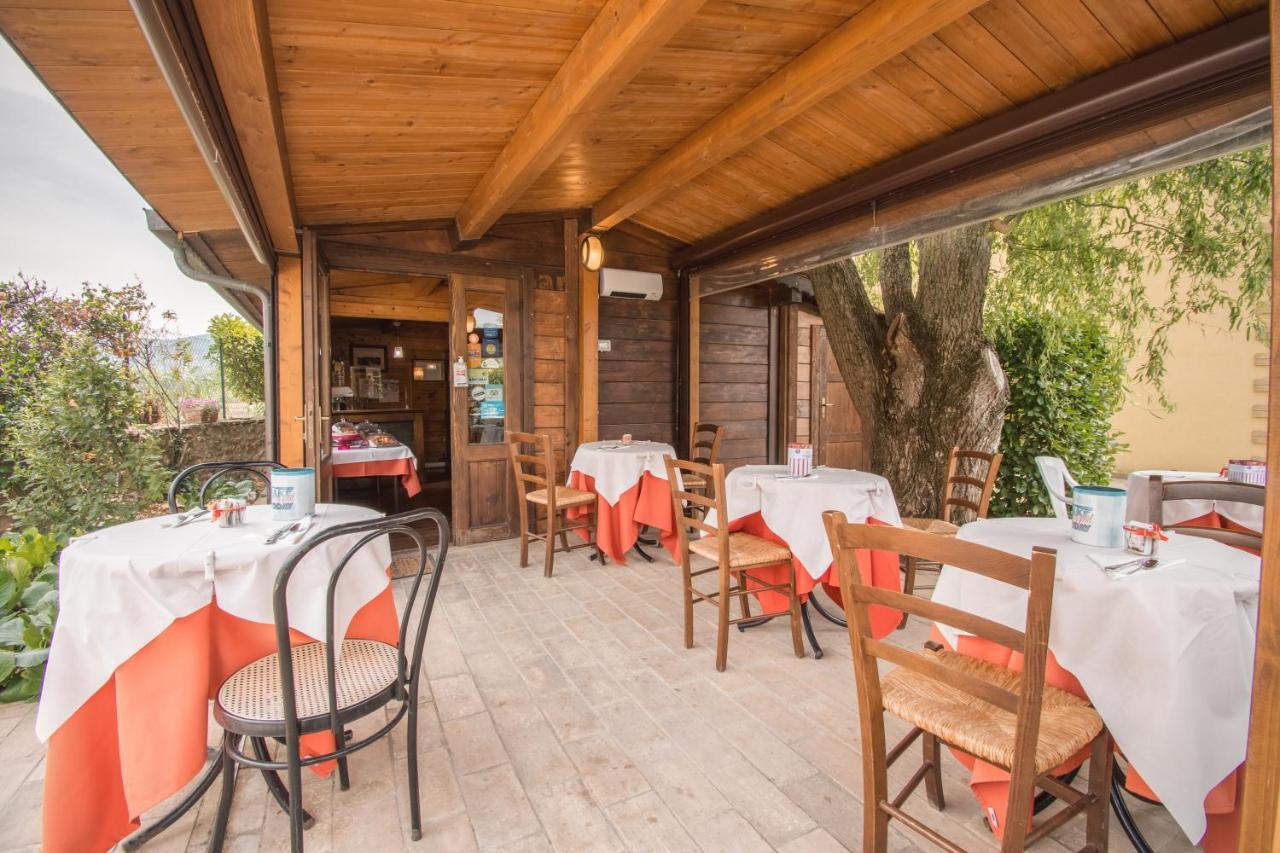 Casa Vacanze Vecchio Granaio マジョーネ エクステリア 写真
