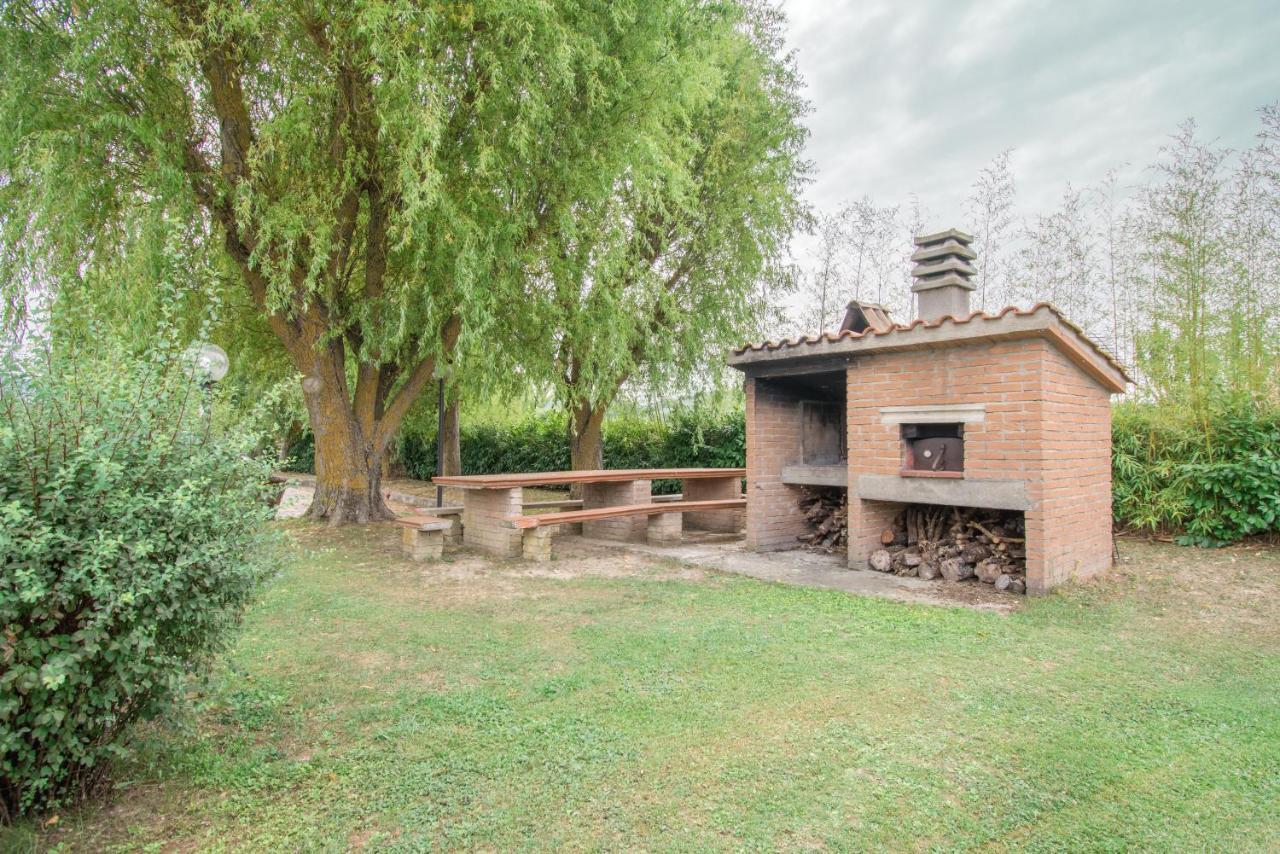 Casa Vacanze Vecchio Granaio マジョーネ エクステリア 写真