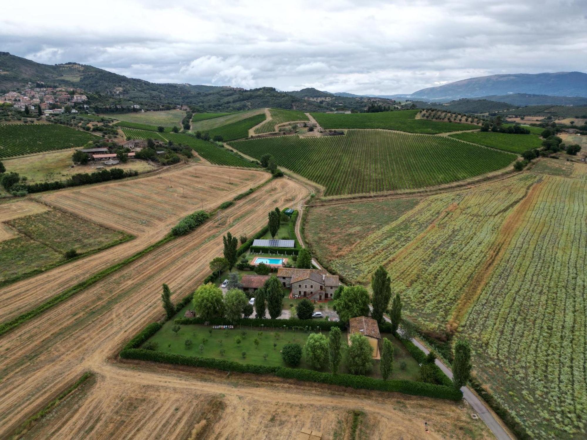 Casa Vacanze Vecchio Granaio マジョーネ エクステリア 写真
