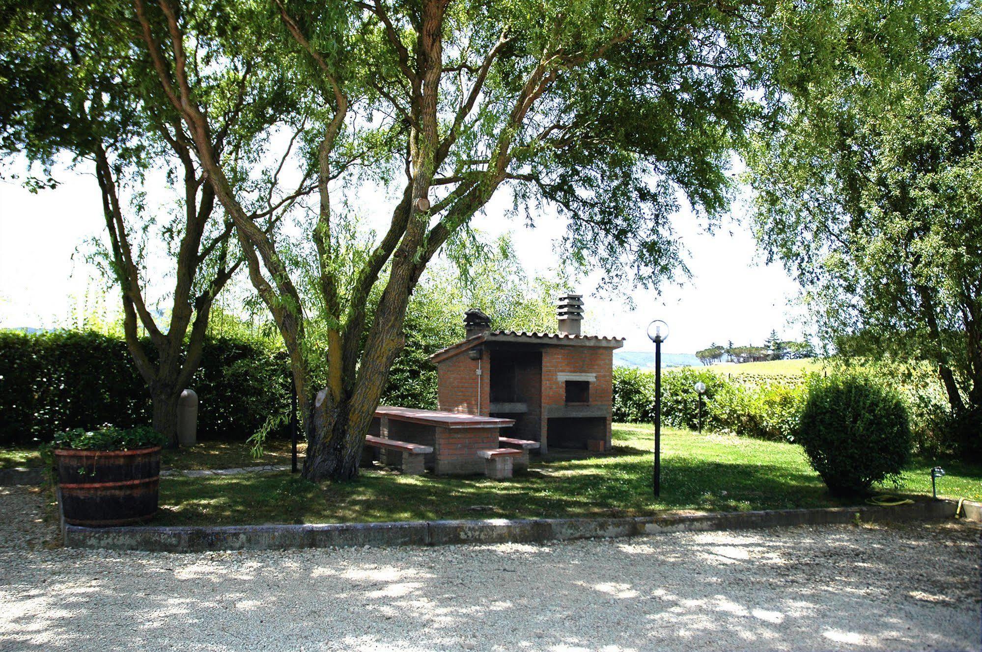 Casa Vacanze Vecchio Granaio マジョーネ エクステリア 写真