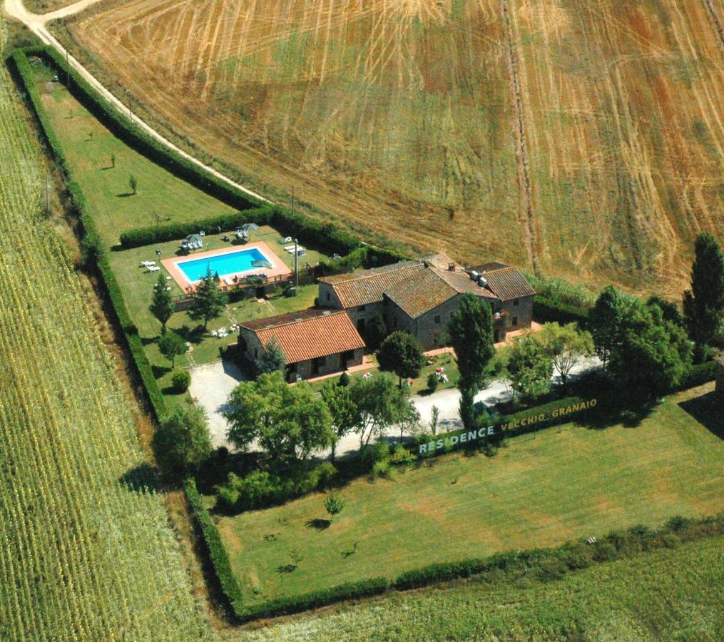 Casa Vacanze Vecchio Granaio マジョーネ エクステリア 写真